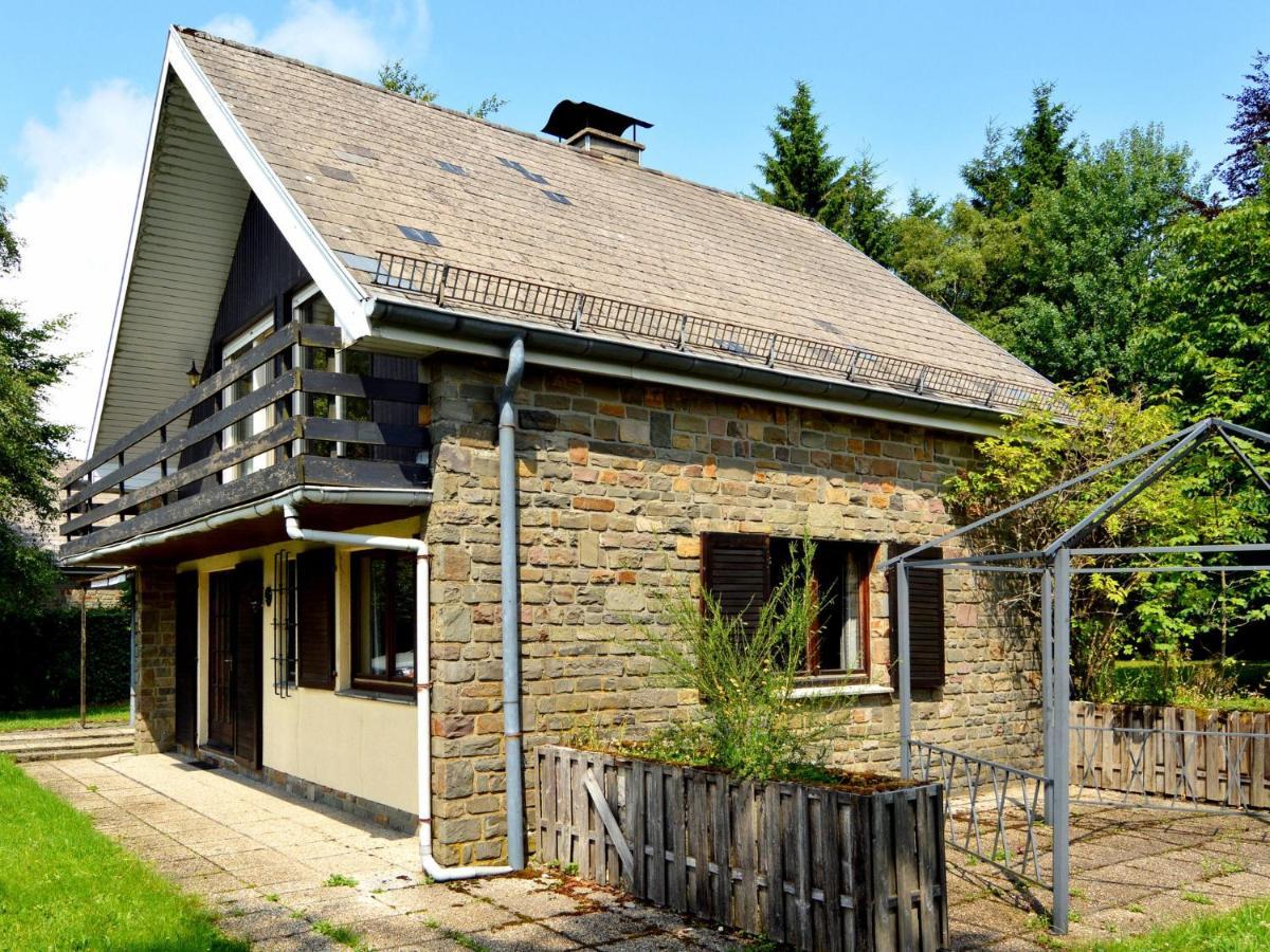 Inviting Chalet In The Woods In Ovifat Villa Waimes Exterior photo